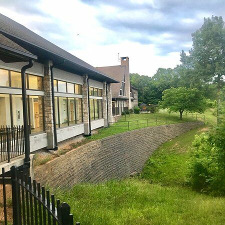 Dale Hollow Lake State Resort Park